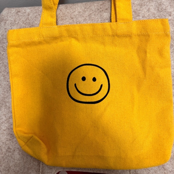 Mini Smile tote bag - Picture 1 of 5